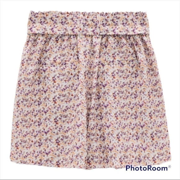 NWT ZARA Floral High Waisted Paperbag Shorts Small Blogger Favorite - Picture 6 of 10